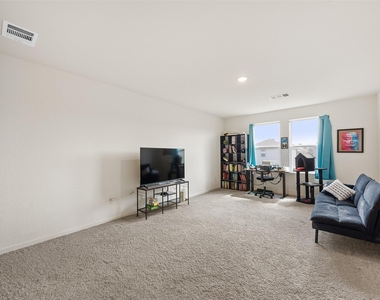 7826 Pink Dahlia Drive - Photo Thumbnail 21