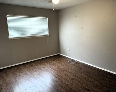 62 Evanston Street - Photo Thumbnail 19