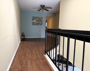 62 Evanston Street - Photo Thumbnail 8