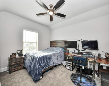 10514 Rigel Ridge Way - Photo Thumbnail 38