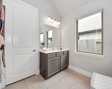 10514 Rigel Ridge Way - Photo Thumbnail 26