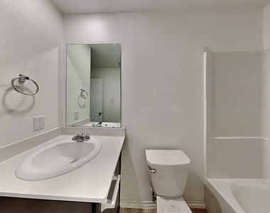 24102 Sonoran Hieghts Court - Photo Thumbnail 11