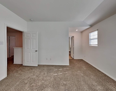 24102 Sonoran Hieghts Court - Photo Thumbnail 7