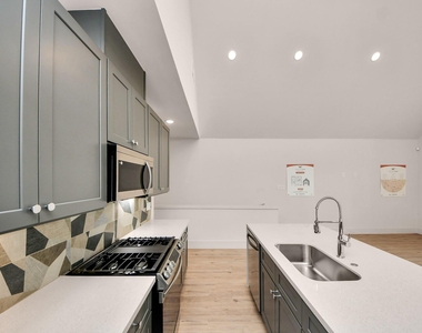 1044 Homer Street - Photo Thumbnail 17