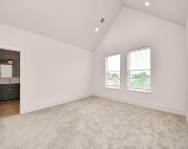 1044 Homer Street - Photo Thumbnail 24