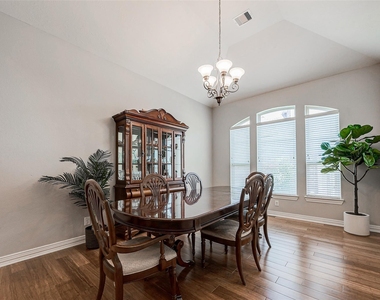 28314 Calaveras Lake Drive - Photo Thumbnail 7