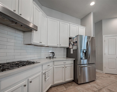 28314 Calaveras Lake Drive - Photo Thumbnail 46