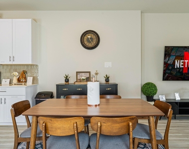 312 Willow Sage Ct - Photo Thumbnail 14