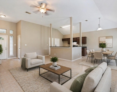 9104 N Green River Drive - Photo Thumbnail 20