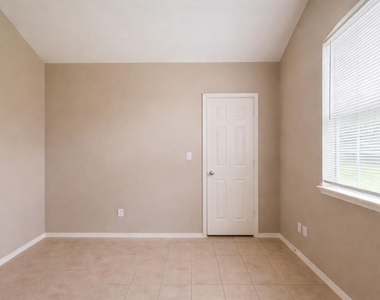 9104 N Green River Drive - Photo Thumbnail 29