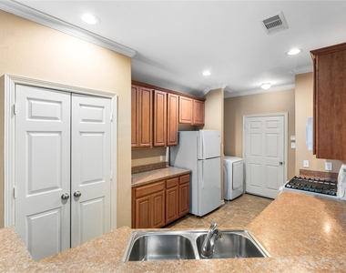 5212 New Orleans Street - Photo Thumbnail 4