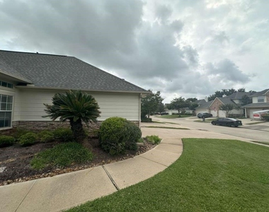 7203 Welshwood Lane - Photo Thumbnail 4