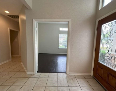 7203 Welshwood Lane - Photo Thumbnail 12