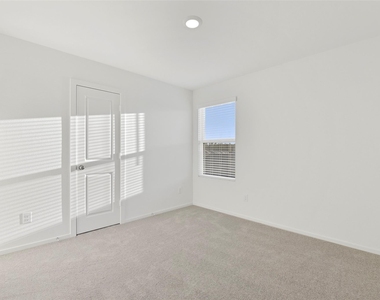 253 Douglas Hills Drive - Photo Thumbnail 21