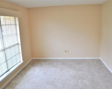 4107 War Admiral Drive - Photo Thumbnail 9