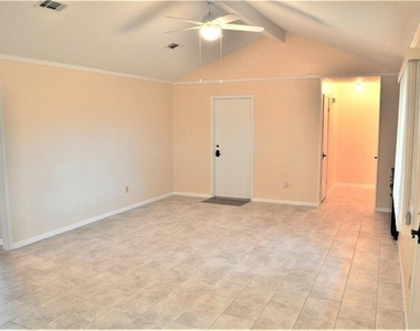 4107 War Admiral Drive - Photo Thumbnail 3