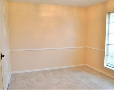 4107 War Admiral Drive - Photo Thumbnail 8