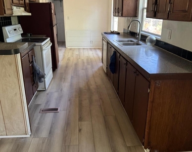 30307 Turriff Circle - Photo Thumbnail 6