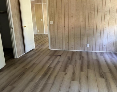 30307 Turriff Circle - Photo Thumbnail 16