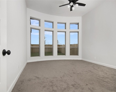 7510 Snowfield Peak Ln Court - Photo Thumbnail 23