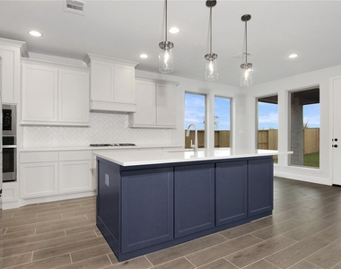 7510 Snowfield Peak Ln Court - Photo Thumbnail 17