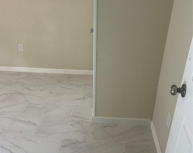 8703 Berndale Street - Photo Thumbnail 10