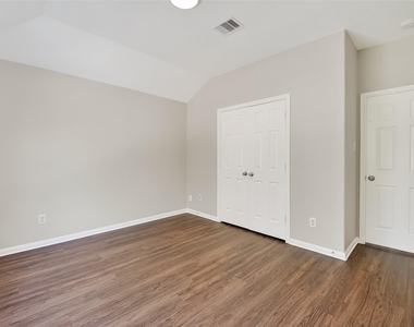 16311 Yabbie Drive - Photo Thumbnail 32