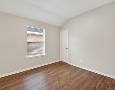 16311 Yabbie Drive - Photo Thumbnail 37