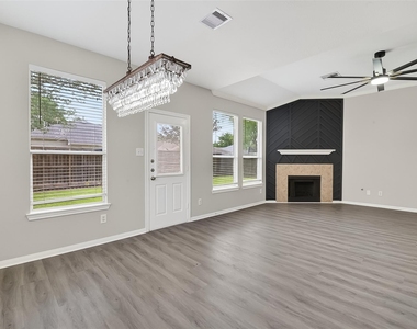 16311 Yabbie Drive - Photo Thumbnail 9