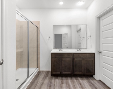 16639 Spirit Street - Photo Thumbnail 9