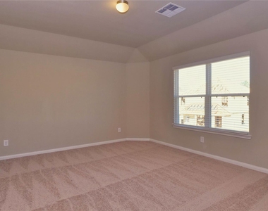2225 Angie Kaye Drive - Photo Thumbnail 13