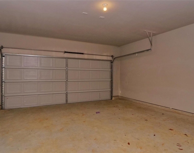 2225 Angie Kaye Drive - Photo Thumbnail 19
