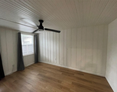 6701 Eagle Pass Street - Photo Thumbnail 5