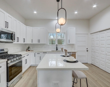 1203 Dewalt Street - Photo Thumbnail 7