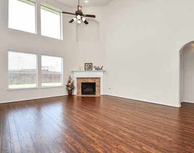 8627 Sweet Pasture Drive - Photo Thumbnail 13