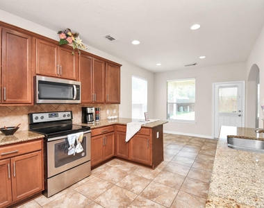 8627 Sweet Pasture Drive - Photo Thumbnail 4