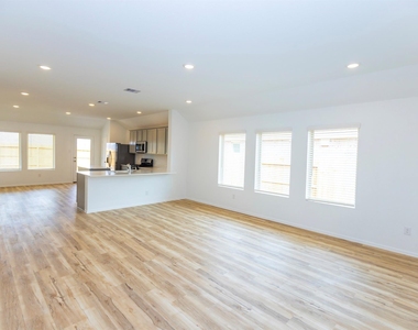 5330 Sleepy Fox Lane - Photo Thumbnail 6
