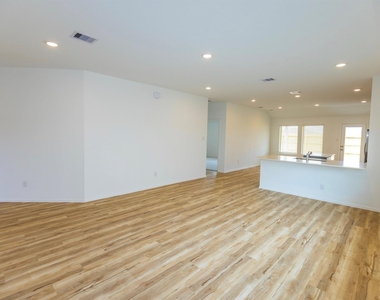 5330 Sleepy Fox Lane - Photo Thumbnail 4