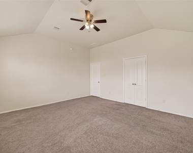 18518 Bare Meadow Lane - Photo Thumbnail 35