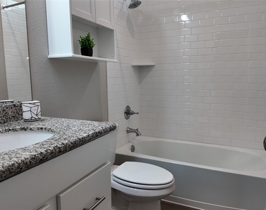 360 Mallorn Lane - Photo Thumbnail 18