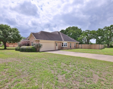 105 Lawrence Marshall Dr - Photo Thumbnail 29