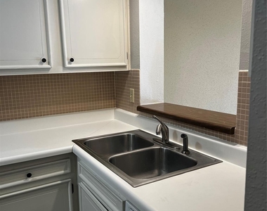 11550 Chimney Rock Road - Photo Thumbnail 24