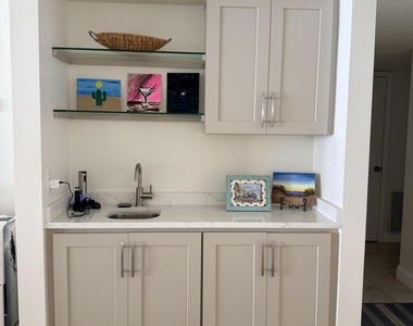 3221 S Atlantic Avenue - Photo Thumbnail 3