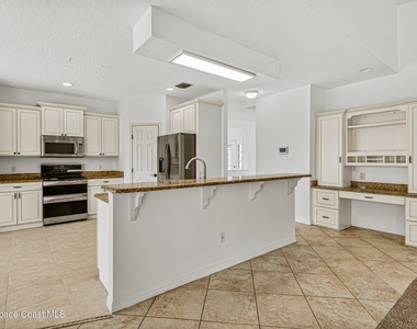 2240 Marsh Harbor Avenue - Photo Thumbnail 17