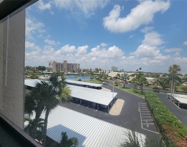 7600 Sun Island Drive S - Photo Thumbnail 29