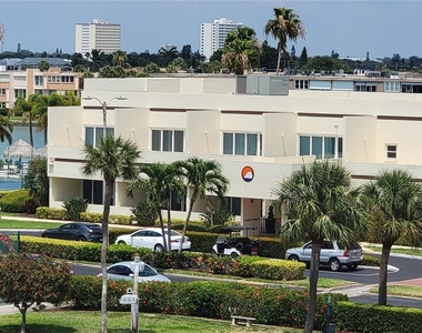 7600 Sun Island Drive S - Photo Thumbnail 33