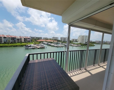 7600 Sun Island Drive S - Photo Thumbnail 1