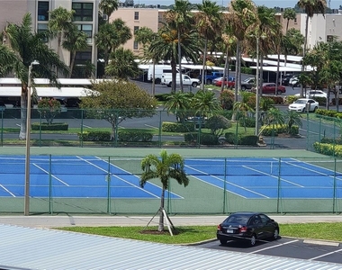 7600 Sun Island Drive S - Photo Thumbnail 30