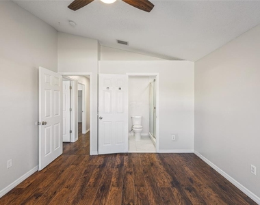 1305 Flexford Street - Photo Thumbnail 15
