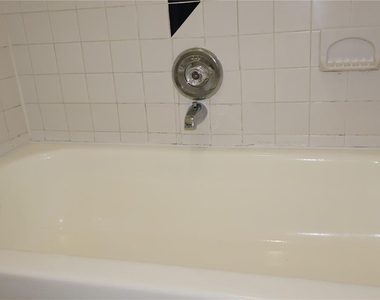 7609 Abbey Lane - Photo Thumbnail 18